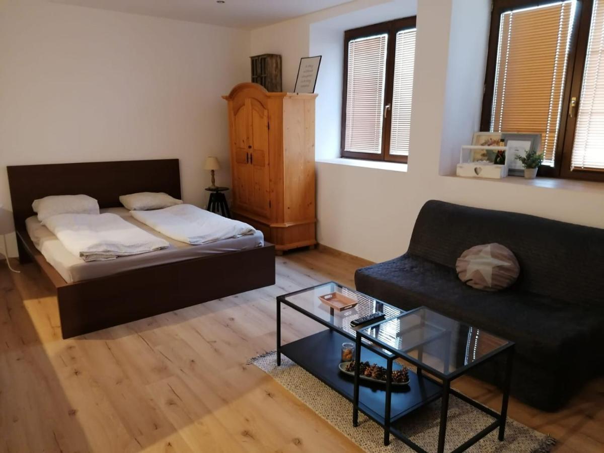 Apartment Dubnica Prejta Dubnica nad Vahom Bagian luar foto
