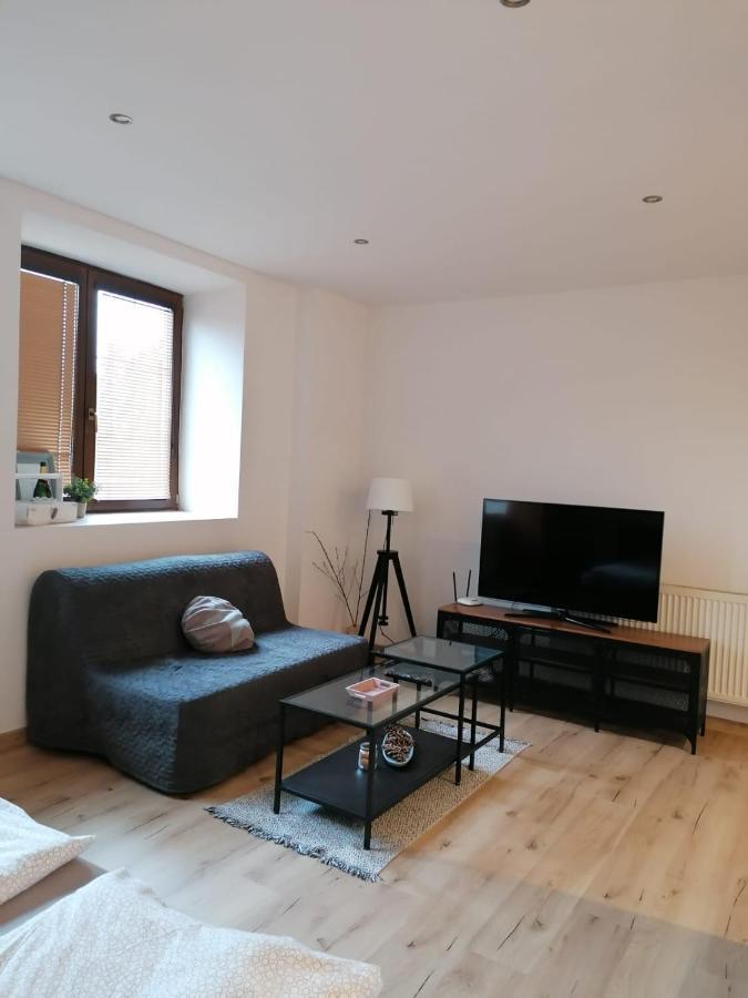 Apartment Dubnica Prejta Dubnica nad Vahom Bagian luar foto